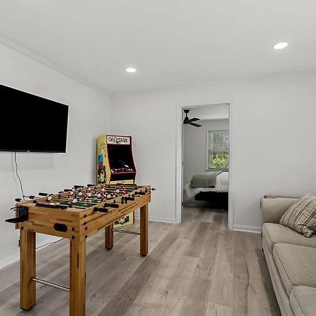 Lake Home, Dock, Fire Pit, Hot Tub, Game Room, Etc Winchester Экстерьер фото