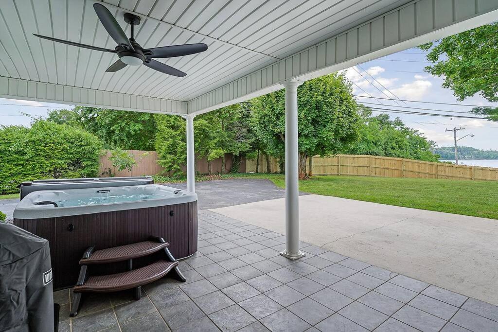 Lake Home, Dock, Fire Pit, Hot Tub, Game Room, Etc Winchester Экстерьер фото