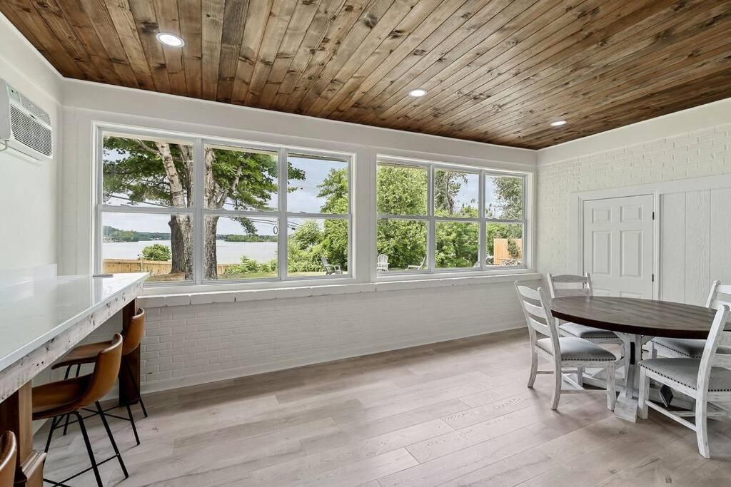 Lake Home, Dock, Fire Pit, Hot Tub, Game Room, Etc Winchester Экстерьер фото